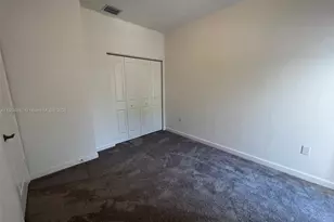 875 NE 211th St, Miami, FL 33179 - Photo 17