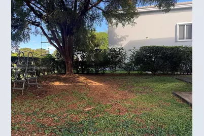 342 NE 31 Av, Homestead, FL 33033 - Photo 7