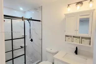 4603 King Palm Dr, Tamarac, FL 33319 - Photo 9