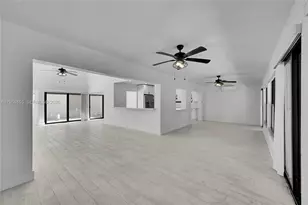 4603 King Palm Dr, Tamarac, FL 33319 - Photo 39