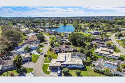 4603 King Palm Dr, Tamarac, FL 33319 - Photo 21