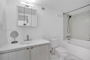 1000 Parkview Dr, Hallandale Beach, FL 33009 - Photo 7