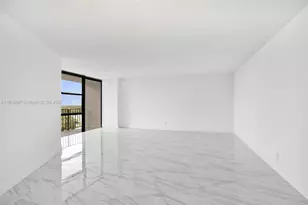 1000 Parkview Dr, Hallandale Beach, FL 33009 - Photo 11