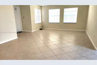 9042 Dupont Pl, Wellington, FL 33414 - Photo 3