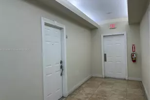 223 Calabria Ave, Coral Gables, FL 33134 - Photo 3