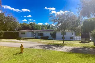 170 NW 105th St, Miami Shores, FL 33150 - Photo 3