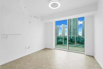 41 SE 5th St #816, Miami, FL 33131 - Photo 11