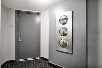 41 SE 5th St #816, Miami, FL 33131 - Photo 7