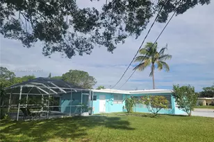 210 Banyan Dr, Port Saint Lucie, FL 34952 - Photo 5