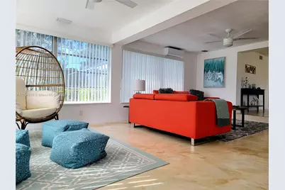 210 Banyan Dr, Port Saint Lucie, FL 34952 - Photo 9