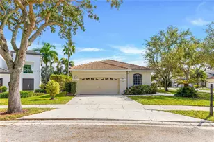1102 Camellia Cir, Weston, FL 33326 - Photo 23
