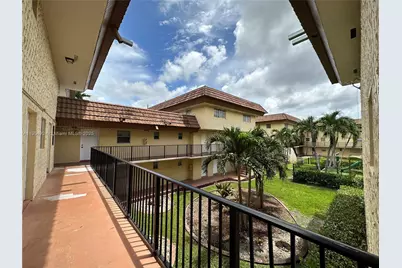 8600 SW 109th Ave #4-211, Miami, FL 33173 - Photo 3