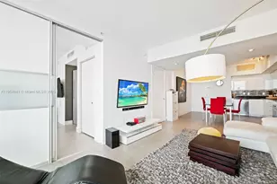 92 SW 3rd St, Miami, FL 33130 - Photo 9