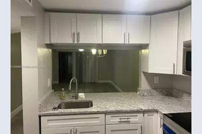 3252 Foxcroft Rd #314, Miramar, FL 33025 - Photo 9