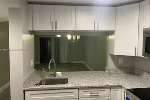 3252 Foxcroft Rd, Miramar, FL 33025 - Photo 9