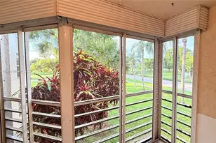 1811 Sabal Palm Dr, Davie, FL 33324 - Photo 13