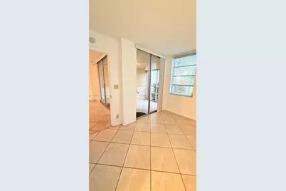 1811 Sabal Palm Dr #208, Davie, FL 33324 - Photo 17