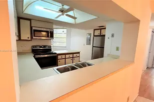 1811 Sabal Palm Dr, Davie, FL 33324 - Photo 9