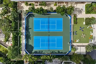 300 South Pointe Dr, Miami Beach, FL 33139 - Photo 11