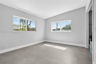 2325 NE 194th St, Miami, FL 33180 - Photo 15