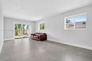 2325 NE 194th St, Miami, FL 33180 - Photo 23