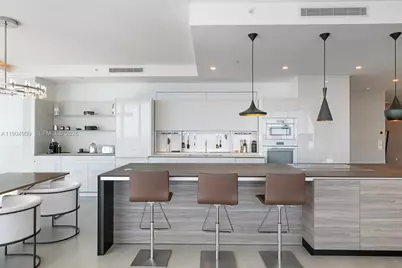 100 S Pointe Dr #3203, Miami Beach, FL 33139 - Photo 15