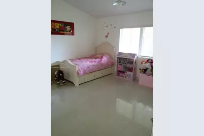 546 NE 199th Ln #4W, Miami, FL 33179 - Photo 15