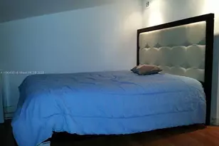 546 NE 199th Ln, Miami, FL 33179 - Photo 13