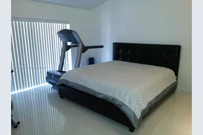 546 NE 199th Ln #4W, Miami, FL 33179 - Photo 7