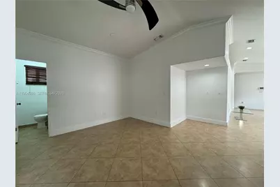 2875 W 72nd Ter, Hialeah, FL 33018 - Photo 13