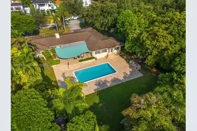 2615 Alhambra Cir, Coral Gables, FL 33134 - Photo 5