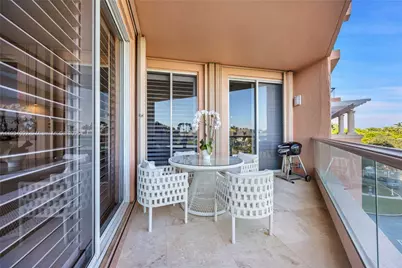 10 Edgewater Dr #4F, Coral Gables, FL 33133 - Photo 27