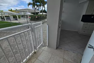18041 Biscayne Blvd, Aventura, FL 33160 - Photo 29