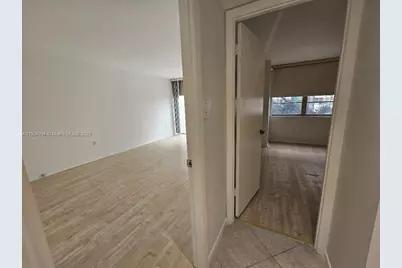 18041 Biscayne Blvd #204, Aventura, FL 33160 - Photo 15