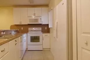 22911 SW 88th Pl, Cutler Bay, FL 33190 - Photo 3