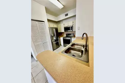 7330 NW 114th Ave #311-5, Doral, FL 33178 - Photo 27