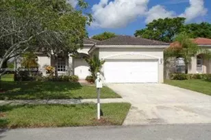 540 SE 23rd Ln, Homestead, FL 33033 - Photo 1