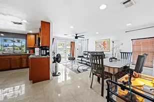 700 NW 219th Ave, Pembroke Pines, FL 33029 - Photo 13