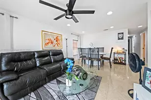 700 NW 219th Ave, Pembroke Pines, FL 33029 - Photo 11