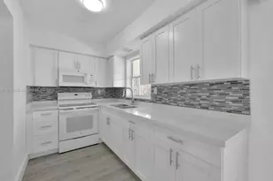 4964 NW 48th Way, Tamarac, FL 33319 - Photo 3