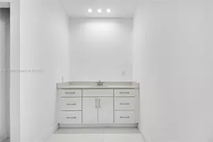 425 SW 129th Ave, Miami, FL 33184 - Photo 17