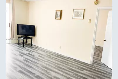 1817 S Ocean Dr #922, Hallandale Beach, FL 33009 - Photo 7