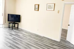 1817 S Ocean Dr, Hallandale Beach, FL 33009 - Photo 7