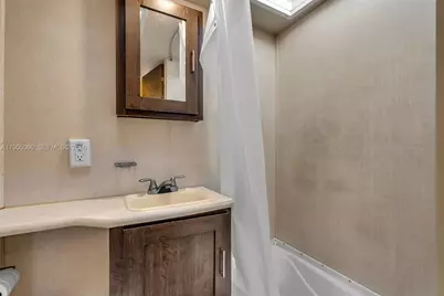 325 Calusa St 44, Key Largo, FL 33037 - Photo 11