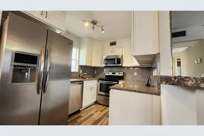 756 Flanders P #756, Delray Beach, FL 33484 - Photo 5