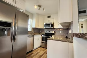 756 Flanders P, Delray Beach, FL 33484 - Photo 5