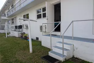 801 Atlantic Shores Blvd, Hallandale Beach, FL 33009 - Photo 25