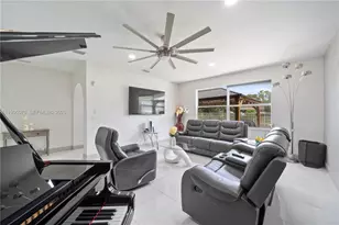 17125 N 35th Pl N, Loxahatchee, FL 33470 - Photo 7