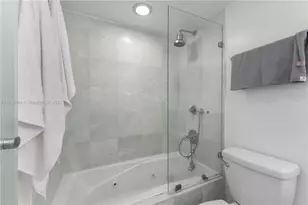 Nine Island Ave, Miami Beach, FL 33139 - Photo 19