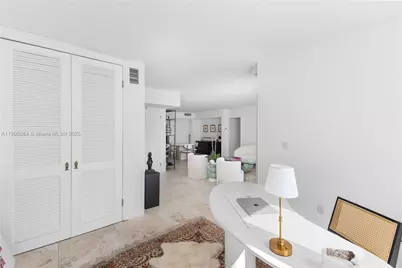 Nine Island Avenue #402, Miami Beach, FL 33139 - Photo 5